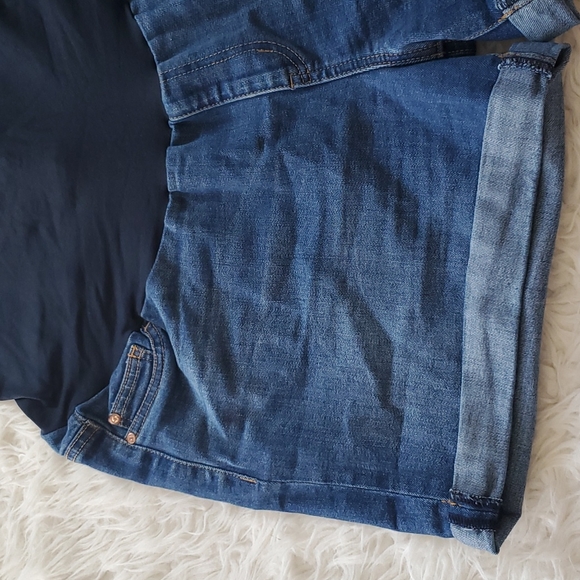 Celebrity + Pink Maternity Women's Denim Short XL - Picture 3 of 9